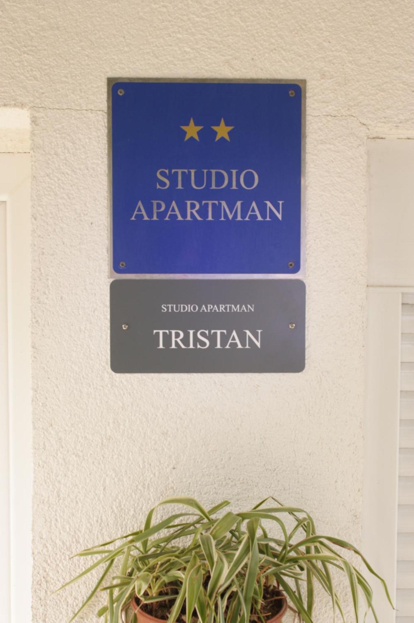 Studio Apartman Tristan Ζαντάρ Εξωτερικό φωτογραφία