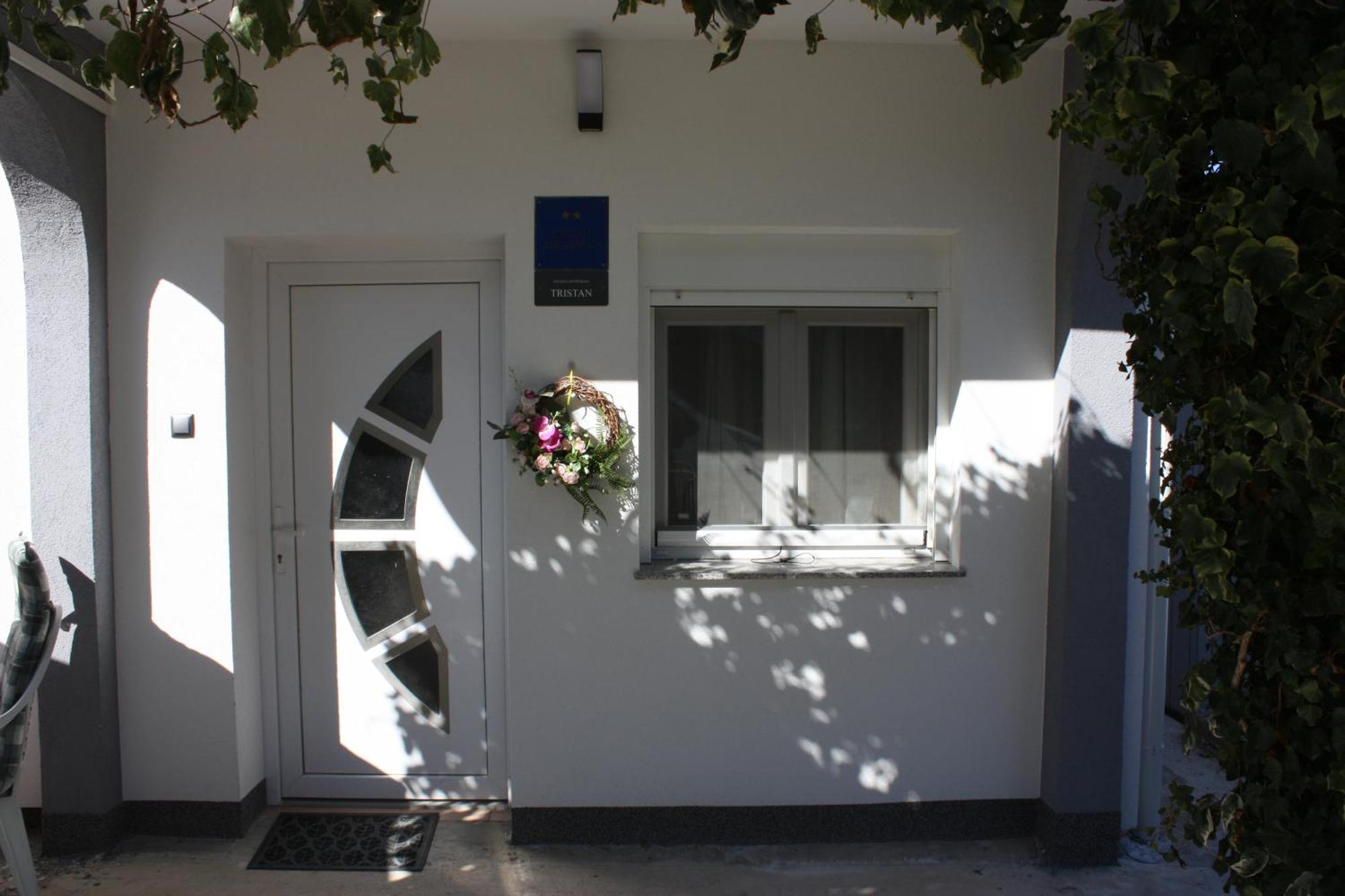 Studio Apartman Tristan Ζαντάρ Εξωτερικό φωτογραφία